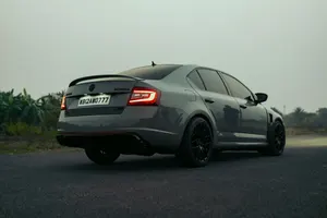 Škoda Octavia 2.0 TDI DSG Ambition, Anthrazit Metallic